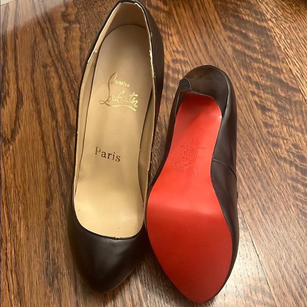 Christian Louboutin Women's Black Pumps